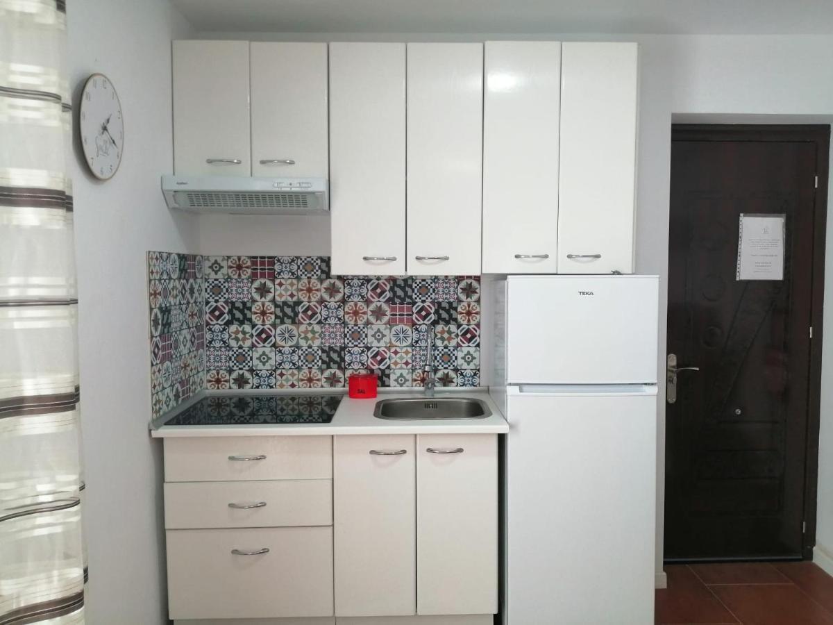 Apartamentos Empul " Tunidos House " Barbate Exterior photo